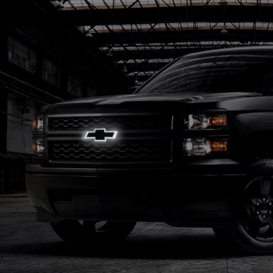 2014 - 2015 Chevy Silverado LED Grille Emblem – Chrome & Black | Illuminated Front BadgeLED Illuminated Emblems